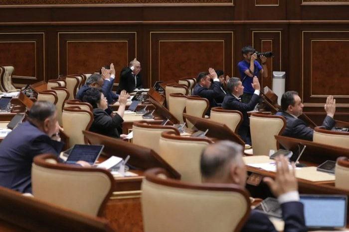 Энди талабаларга бир вақтнинг ўзида иккита ОТМда ўқишга рухсат берилиши мумкин